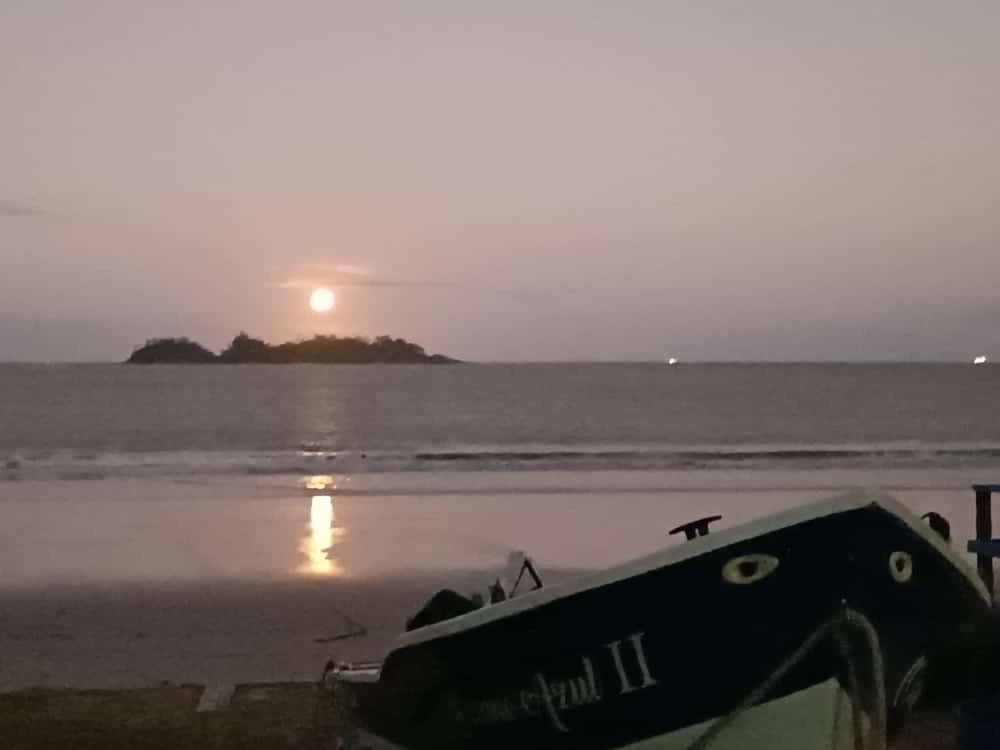 Oceano Azul, Beira Mar *
